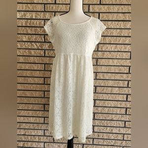 White Maternity Dress | Eyelet Floral Dress Size Medium by Motherhood Ma…